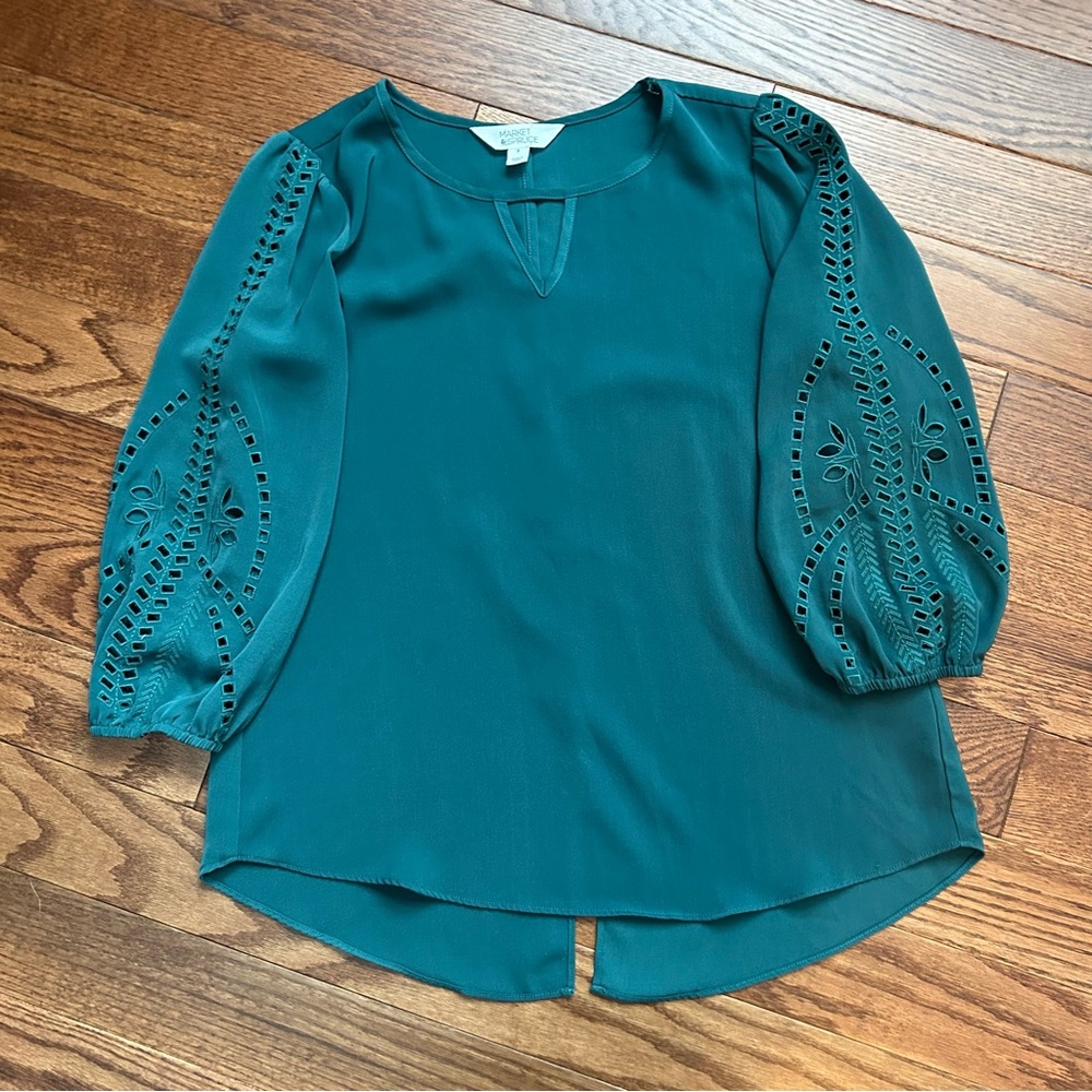 Market & Spruce 3/4 Sleeve Relaxed Blouse with Asymmetrical Split Back Hem